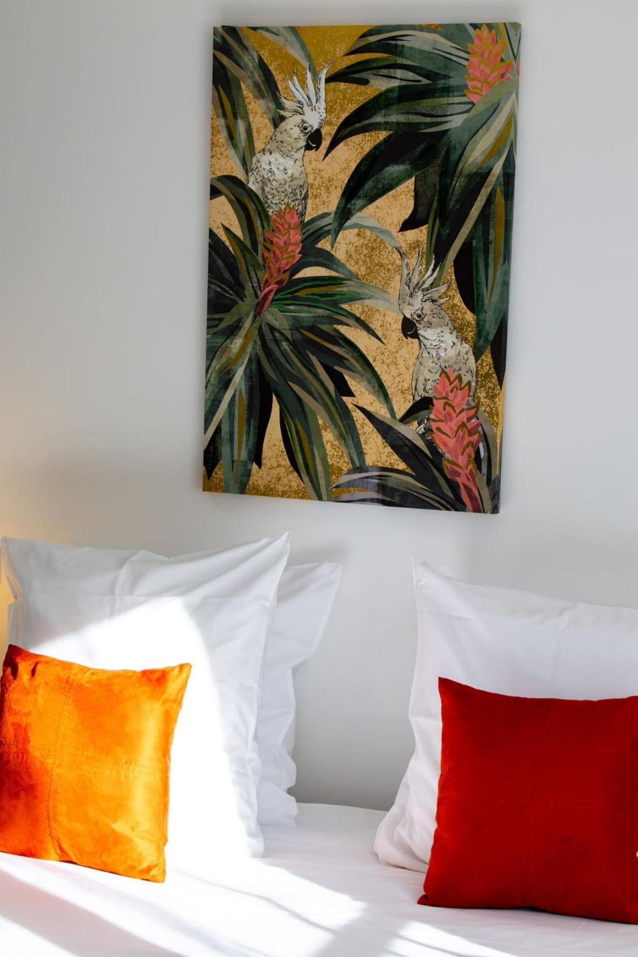 Le Lucien Eco-Appart'Hotel - Angouleme - Centre - Wifi - Parking Prive - Classe 4 Etoiles Exteriör bild