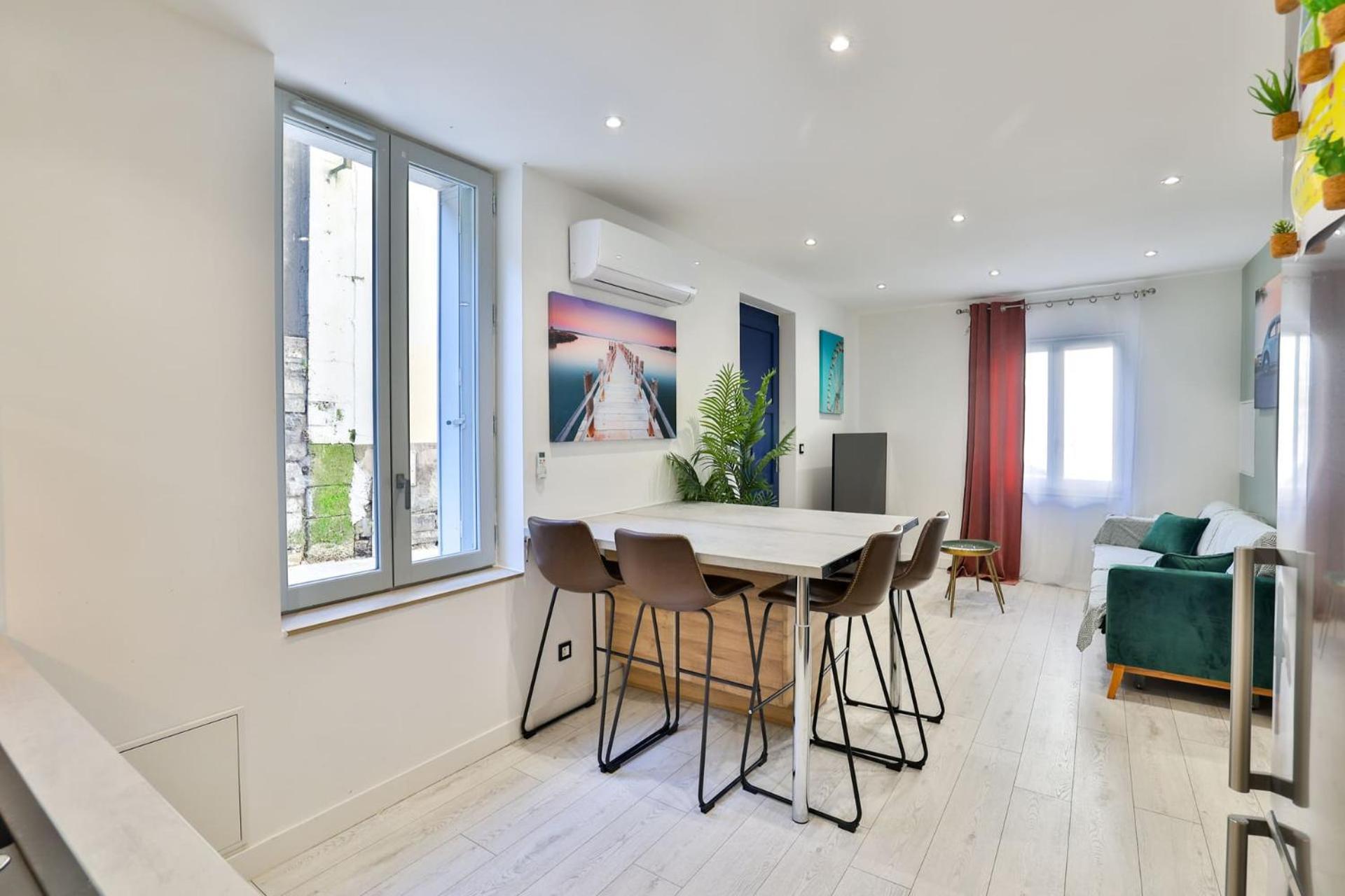 Le Lucien Eco-Appart'Hotel - Angouleme - Centre - Wifi - Parking Prive - Classe 4 Etoiles Exteriör bild