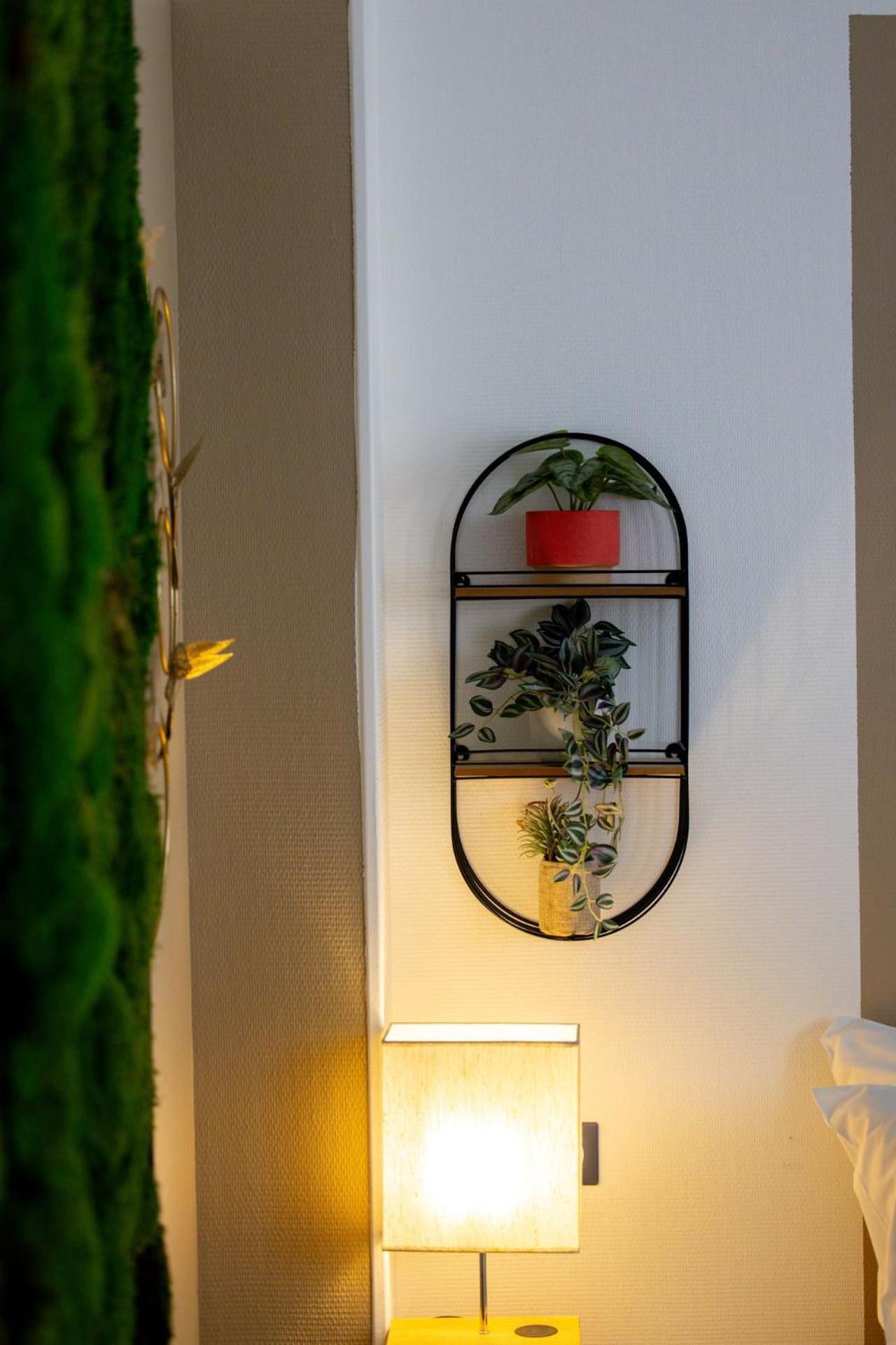 Le Lucien Eco-Appart'Hotel - Angouleme - Centre - Wifi - Parking Prive - Classe 4 Etoiles Exteriör bild