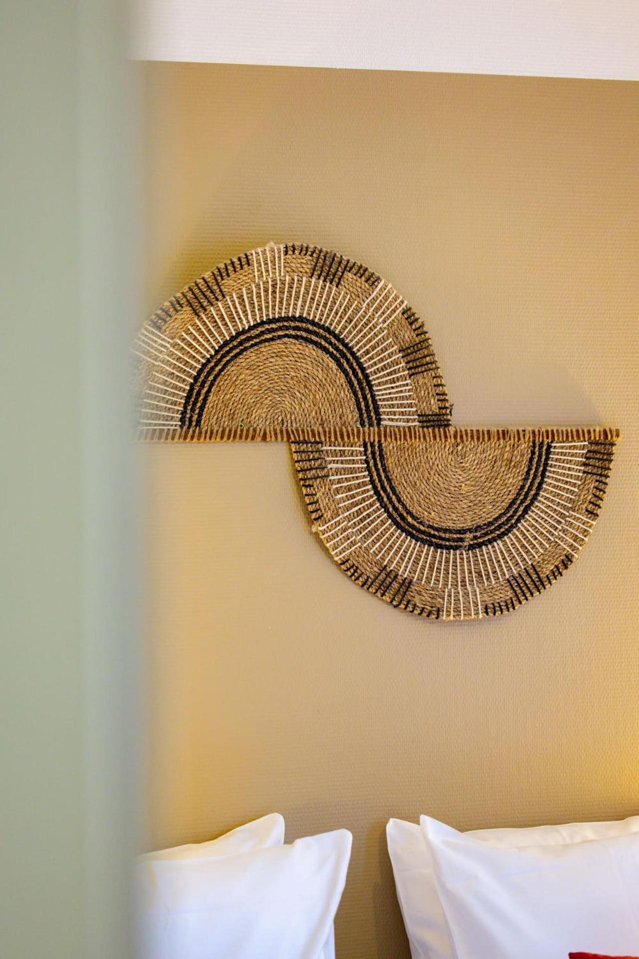 Le Lucien Eco-Appart'Hotel - Angouleme - Centre - Wifi - Parking Prive - Classe 4 Etoiles Exteriör bild