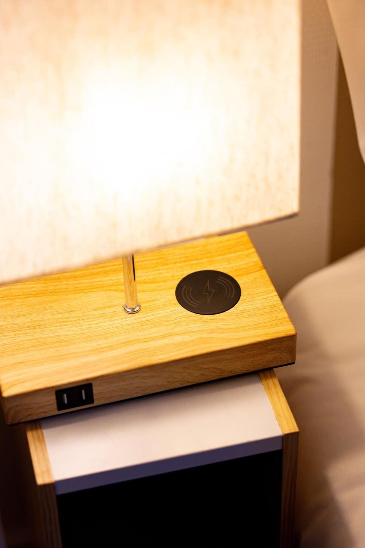 Le Lucien Eco-Appart'Hotel - Angouleme - Centre - Wifi - Parking Prive - Classe 4 Etoiles Exteriör bild